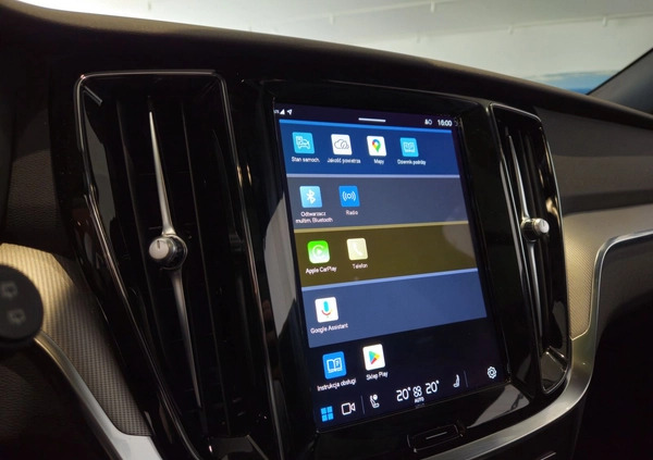 Volvo V60 cena 204900 przebieg: 24600, rok produkcji 2023 z Złoczew małe 781